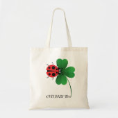 Schattige rood lieveheersbeestje op Lucky leaf Kin Tote Bag (Voorkant)