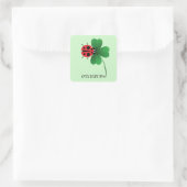 Schattige rood lieveheersbeestje op Lucky leaf Kin Vierkante Sticker (Tas)