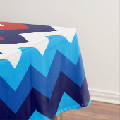 Schattige rood wit blauw chevrons medium tafelklee tafelkleed (Voorbeeld)