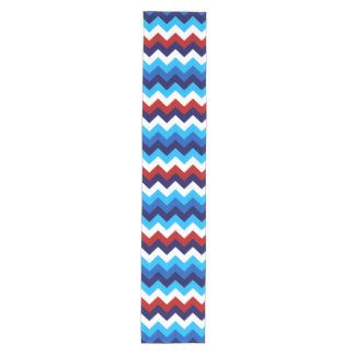 Schattige Rood Wit Blauw Chevrons Medium Tafellope Tafelloper