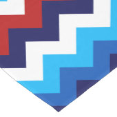 Schattige Rood Wit Blauw Chevrons Medium Tafellope Tafelloper (Hoek)