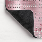Schattige roos Blush Glitter Monogram 2025 Kalende Muismat (Hoek)