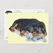 schattige rottweiler puppy dog snuffelend teddybee briefkaart (Voorkant / Achterkant)
