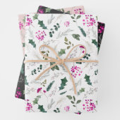 Schattige roze bessen cadeau inpakpapier vel (In situ)