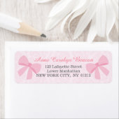 Schattige Roze Lint Bow Damask Gepersonaliseerd Etiket (Insitu)