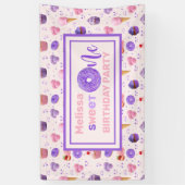 Schattige Roze Paarse Sweet Een Verjaardagsfeestje Spandoek (Verticaal)