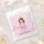 Schattige Roze Prinses  Verjaardagsfeest Bedankzakje<br><div class="desc">Deze schattige roze prinses verjaardagsestas is voorzien van een tekening van een  meisje met een roze kogeljurk. Pas dit schattige kinderverjaardagdecor aan met de naam van je kind onder het leuke hartpatroon.</div>