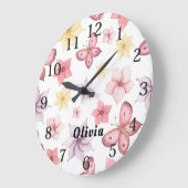Schattige roze vlindermonogram grote klok (Hoek)
