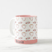 Schattige Roze Wit Bloemen Hart Patroon Verjaardag Tweekleurige Koffiemok (Voorkant links)