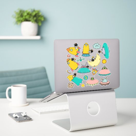 Schattige Ruimtevaarder Ruimte Stickers (Laptop op bureau)