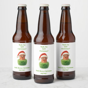 Schattige salami verraste kerst in pluizige groene bier etiket