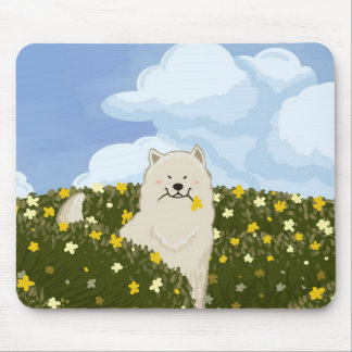 Schattige Samoyed Hond in Veld met Gele Bloemen (B Muismat