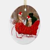 Schattige Santa Baby Chipmunks in Sleigh Keramisch Ornament (Rechts)