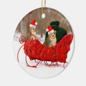 Schattige Santa Baby Chipmunks in Sleigh Keramisch Ornament (Links)