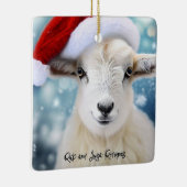 Schattige Schaap Dragen Rood Pet Kerst Keramisch Ornament (Rechts)