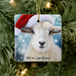 Schattige Schaap Dragen Rood Pet Kerst Keramisch Ornament