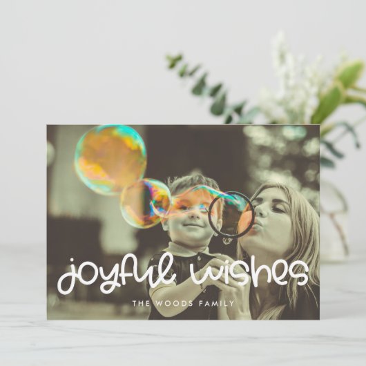 Schattige Script Vrolijke Wensen Familie Foto Kers Feestdagenkaart (Staand voorkant)