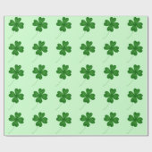 Schattige shamrockpatroon cadeaupapier (Vlak)