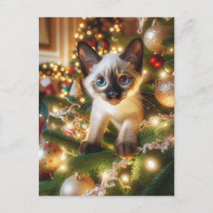 Schattige Siamese kitten in een kerstboom Briefkaart