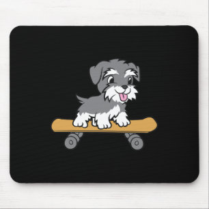 Schattige skateboarding Schnauzer hond Miniatuur S Muismat