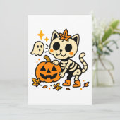 Schattige skeletkat met pompoen uitnodiging (Staand voorkant)