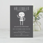 Schattige Skeleton Halloween Party Kaart (Staand voorkant)