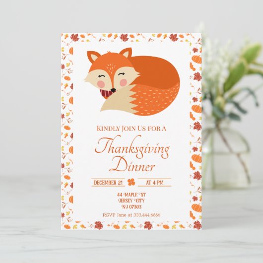 Schattige Slapen Fox Thanksgiving Diner Kaart (Staand voorkant)