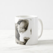 schattige slaperige luie pitbull hond koffiemok (Voorkant rechts)