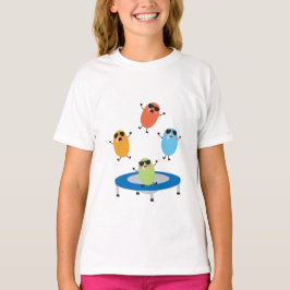 Schattige springende Snoepjes bonen dragen zonnebr T-shirt