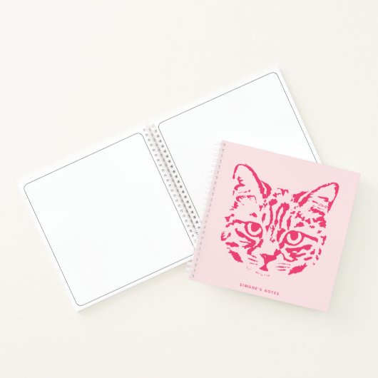 Schattige Tabby Cat Face Roze en Rood Notitieboek (Binnen)