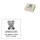 Schattige teddybeer met een bes adres rubberstempel (Gestempeld)
