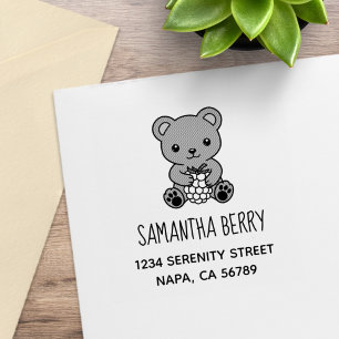 Schattige teddybeer met een bes adres rubberstempel
