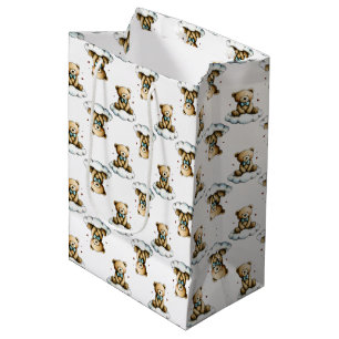 Schattige teddybeer op wollige wolk blauwe vlinder medium cadeauzakje