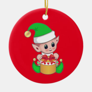 Schattige trendy Kerstelf op rood Keramisch Ornament