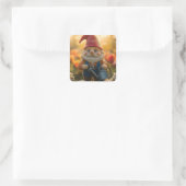 Schattige tuinkabouter met gieter vierkante sticker (Tas)