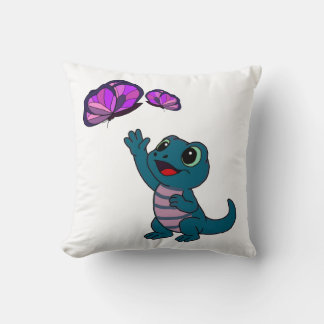 Schattige turquoise cartoonhagedis die naar vlinde kussen