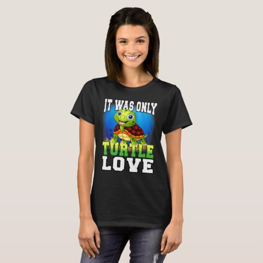 Schattige Turtle Zee Creature T-shirt (Voorkant volledig)