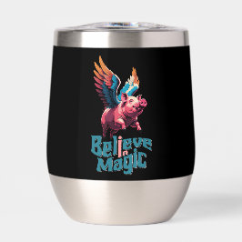 Schattige Varken met Kleurrijke vleugels | Geloof 