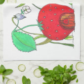 schattige veldmuis en grote rode aardbeienhuis theedoek (Gevouwen)