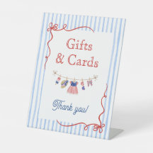 Schattige verjaardagskaarten en -cadeaus voor 4 ju