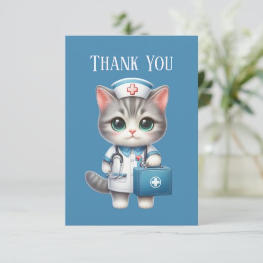 Schattige Verpleegkundige kat bericht toevoegen Bedankkaart (Staand voorkant)