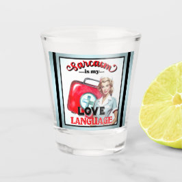 Schattige Verpleegster Pinup_ Liefde Taal Shot Glas