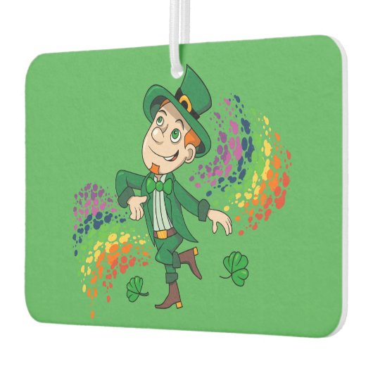 Schattige vrolijk lachende dansende kabouter, een  luchtverfrisser (Links)