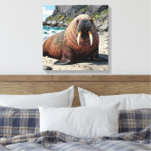 Schattige Walrus op een Zandstrand Canvas Afdruk (Insitu (Slaapkamer))