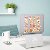 Schattige Waterverf Chibi Rode Vos Maandelijkse Mi Sticker (Laptop op bureau)