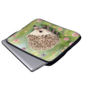 Schattige Waterverf egel met bloemen Laptop Sleeve (Voorkant onderkant)