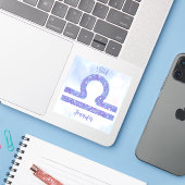 Schattige Weegschaal Astrologie Teken Gepersonalis Sticker (Laptop met iPhone)