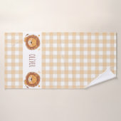 Schattige Whimsical Leeuw Gingham Naam Geboorte Badhanddoek (Badhanddoek)