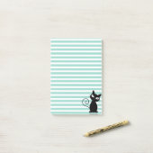 Schattige Whimsical Zwarte Kat op Strepen Post-it® Notes (Op bureau)