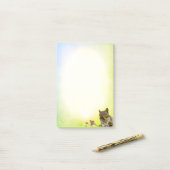 Schattige wilde eekhoorn op pastelkleuren post-it® notes (Op bureau)